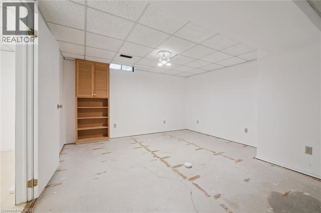 167 WESTVALE Drive - 29
