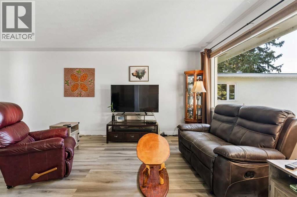 5635 Travis Crescent NE - Image 7