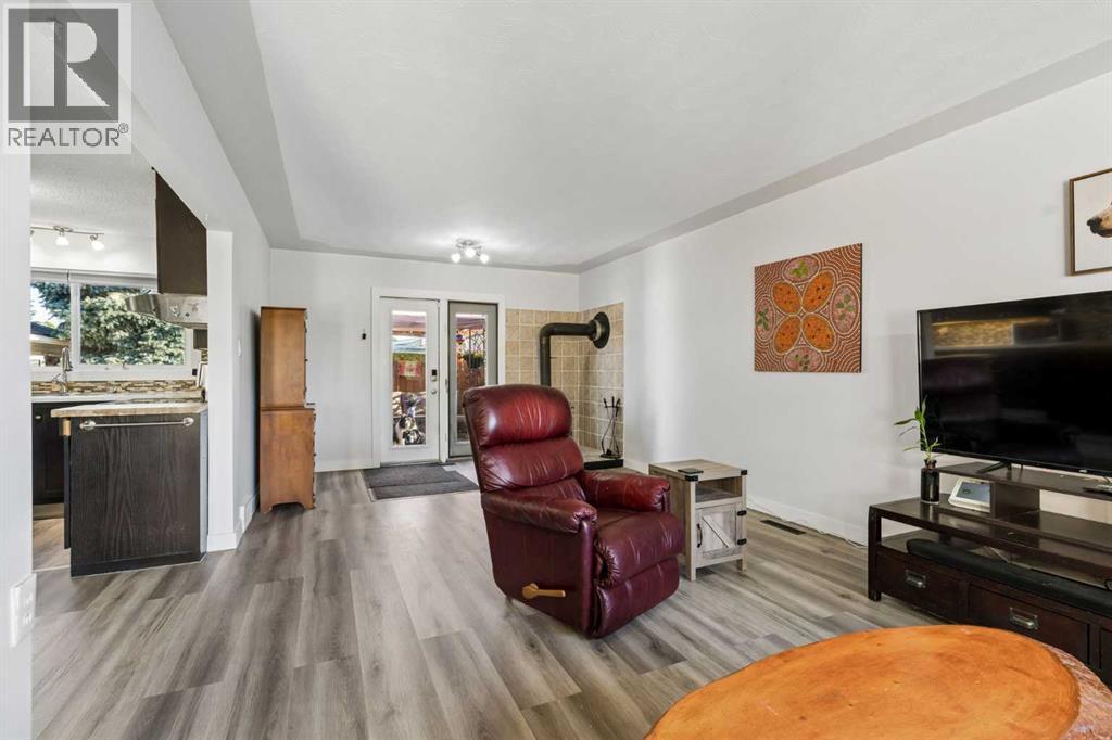 5635 Travis Crescent NE - Image 8
