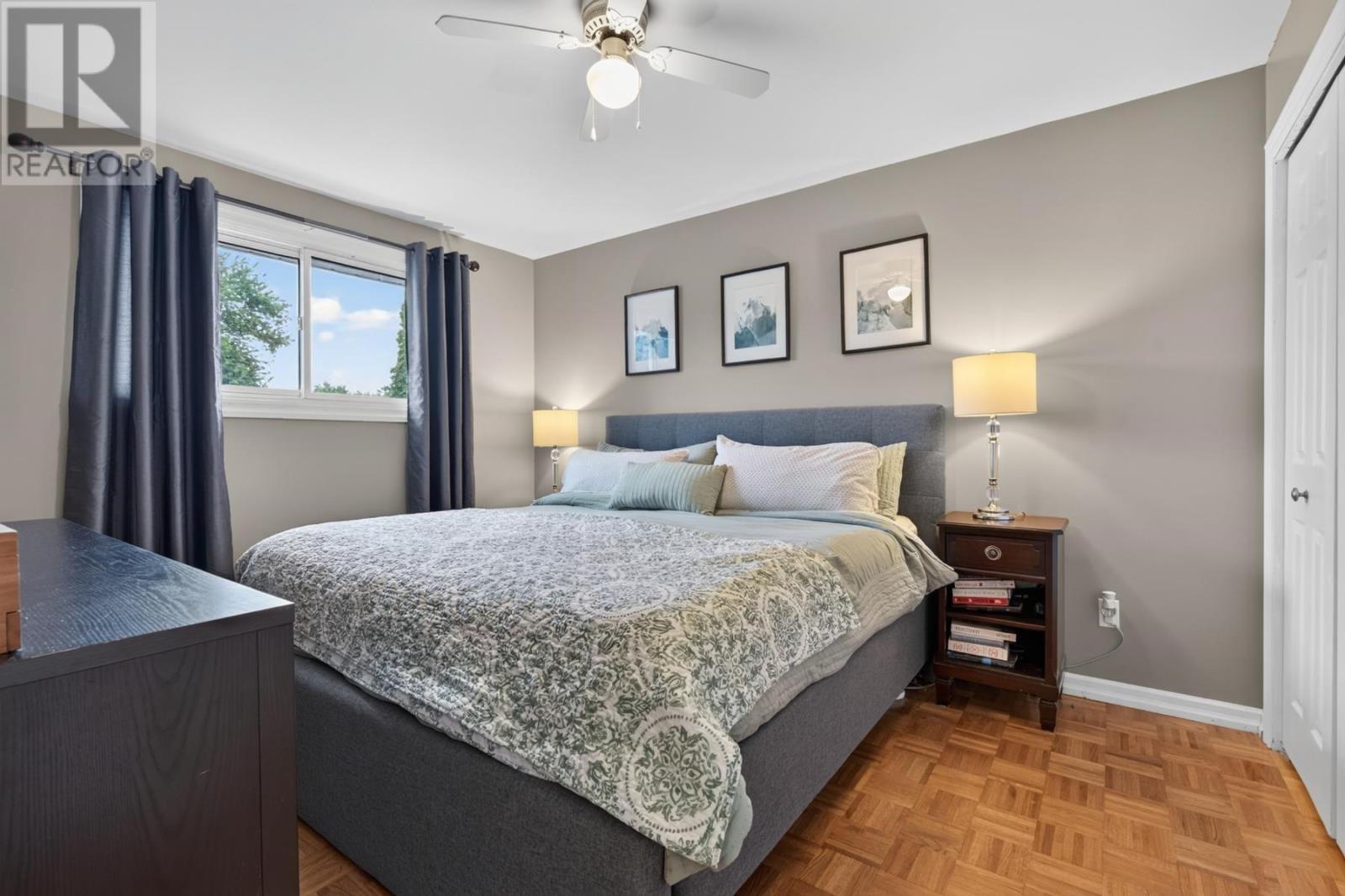 105 Laronde AVE - 22