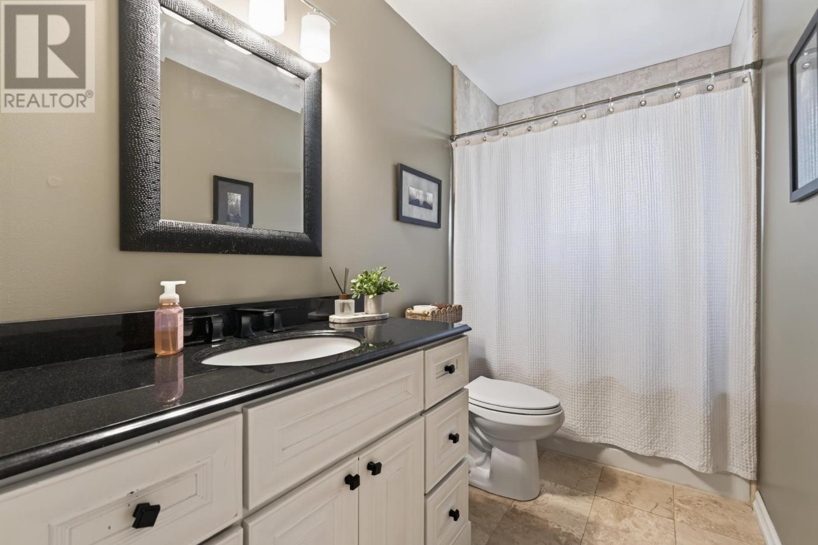 105 Laronde AVE - 27