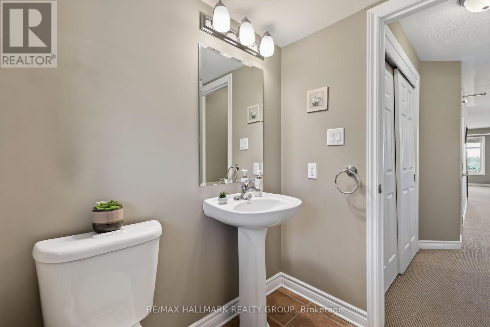 2 Bed, 3 Bath House for Sale in Ottawa – 62 ARGENT PRIVATE, Ottawa – MLS# X13643586 - Image 26