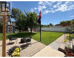 386 4th Street E, Shaunavon, SK S0N2M0 Photo 28