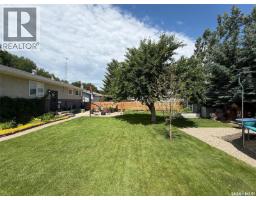 386 4th Street E, Shaunavon, SK S0N2M0 Photo 33