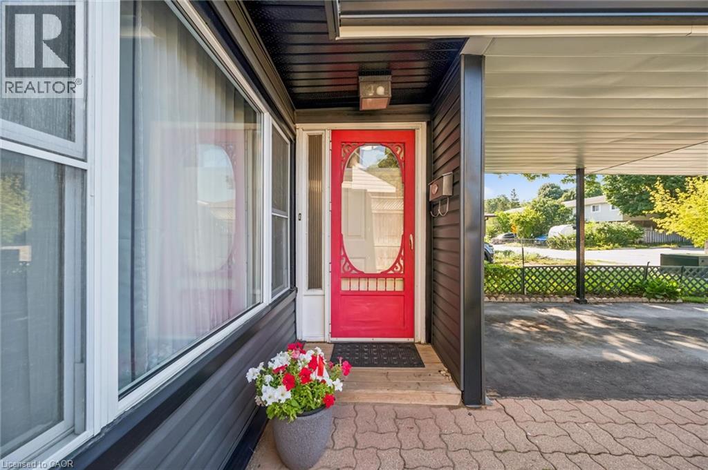 460 PARKVIEW Crescent — photo 3