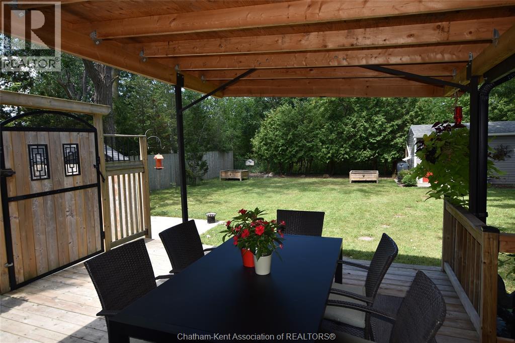 8585 James STREET - 22