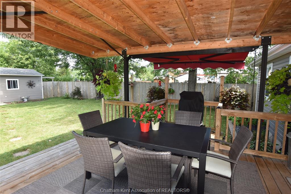 8585 James STREET - 23