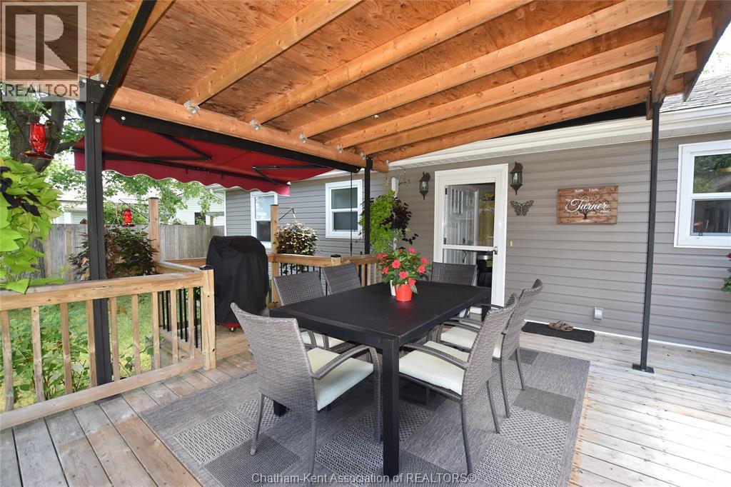 8585 James STREET - 24