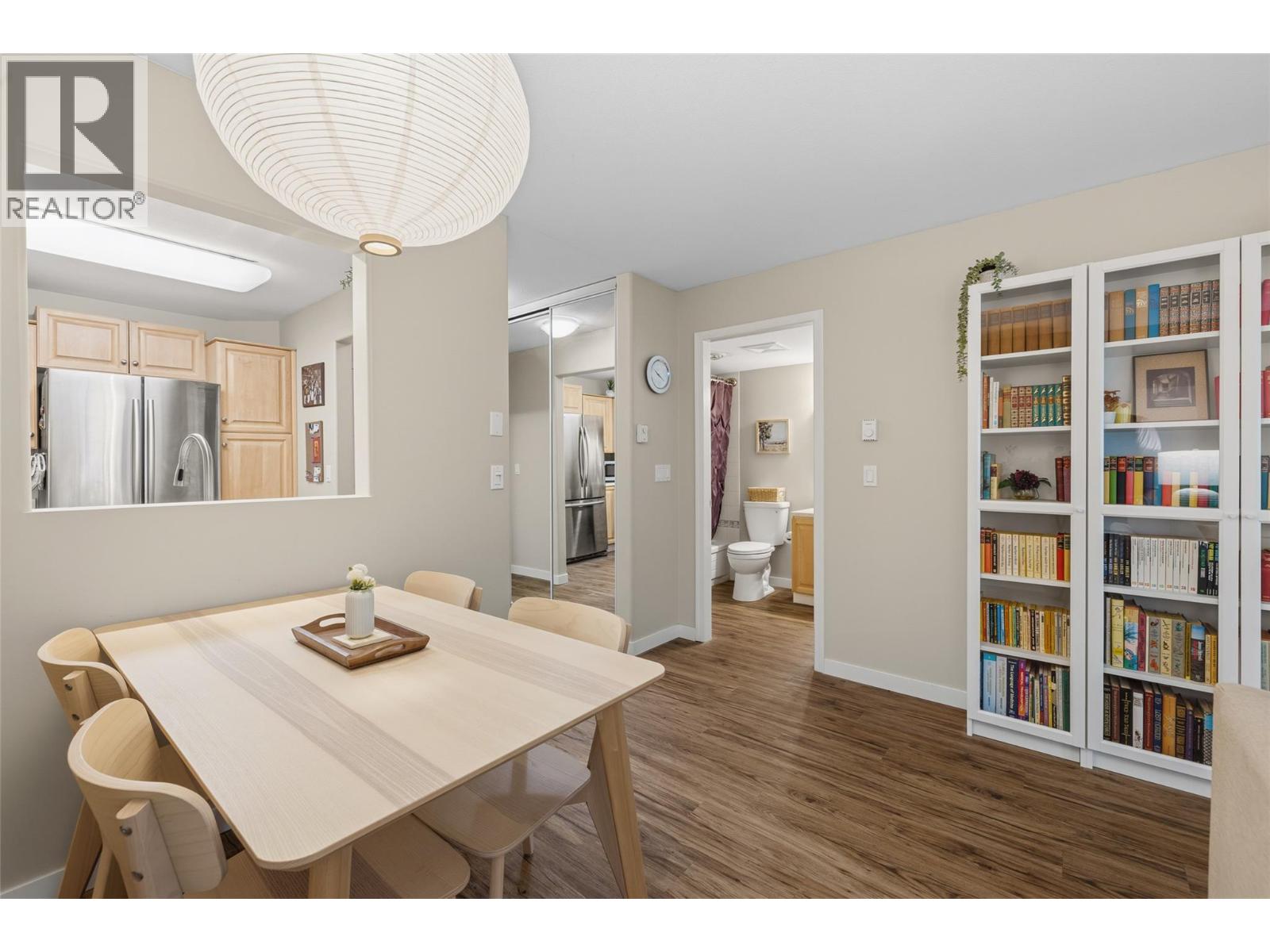 #111 940 Glenwood Avenue - 11