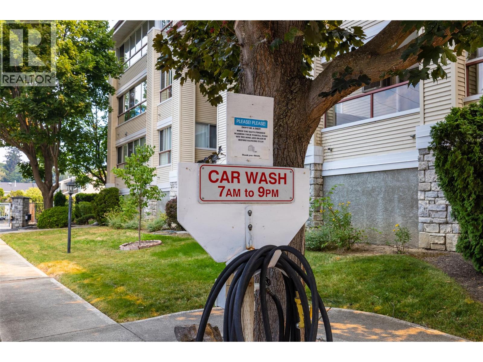 111 940 Glenwood Avenue, Kelowna