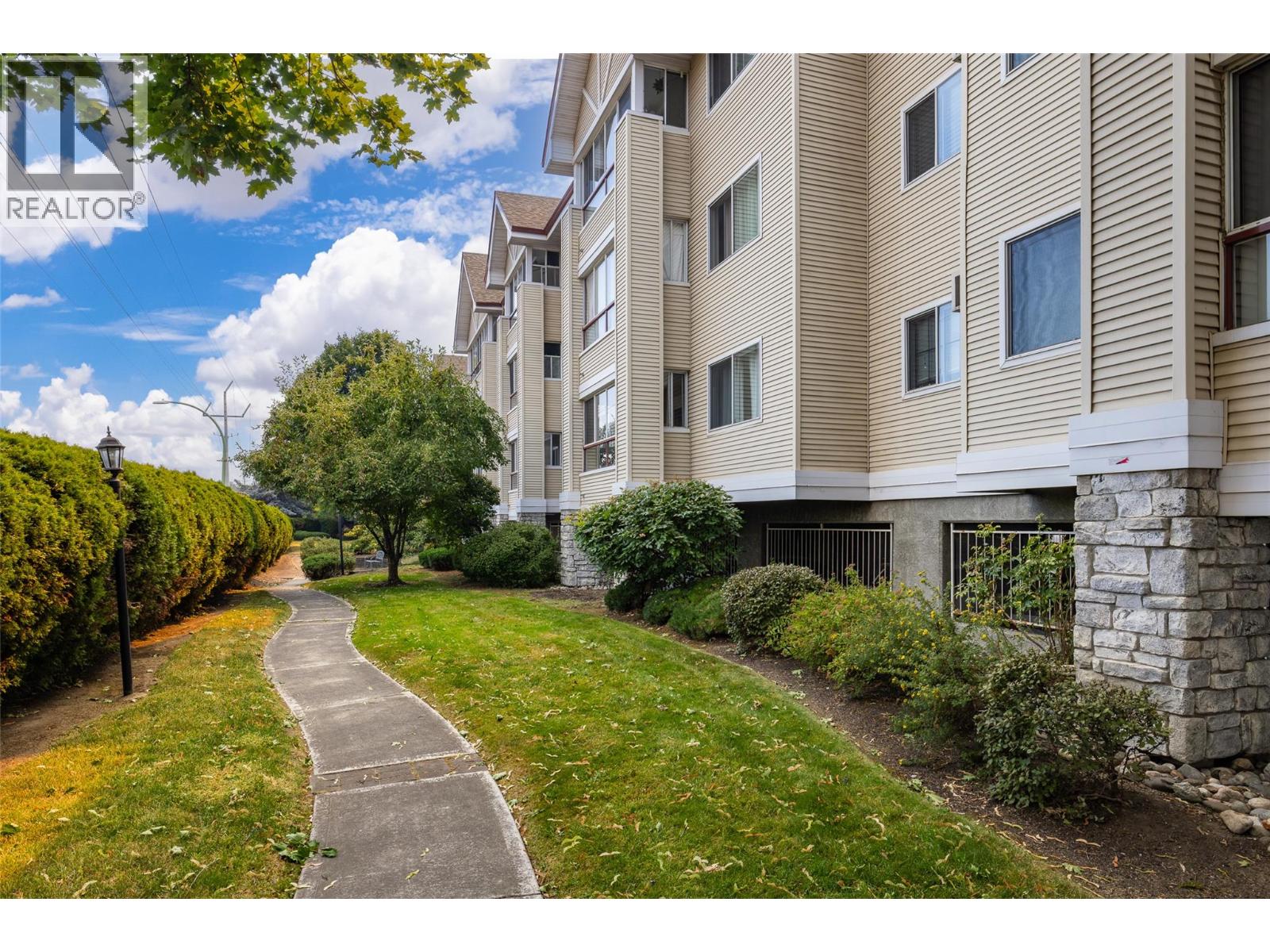 #111 940 Glenwood Avenue - 41