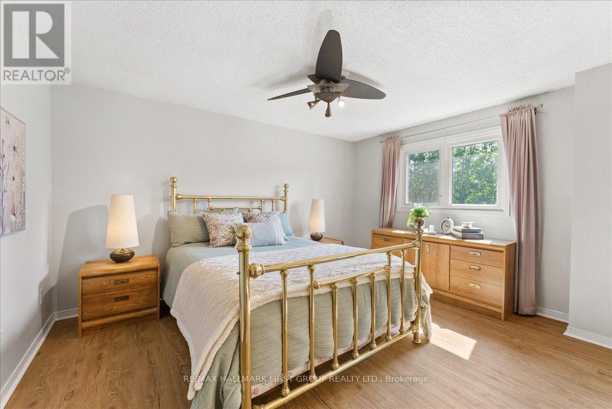 24 FERNBANK PLACE - 14