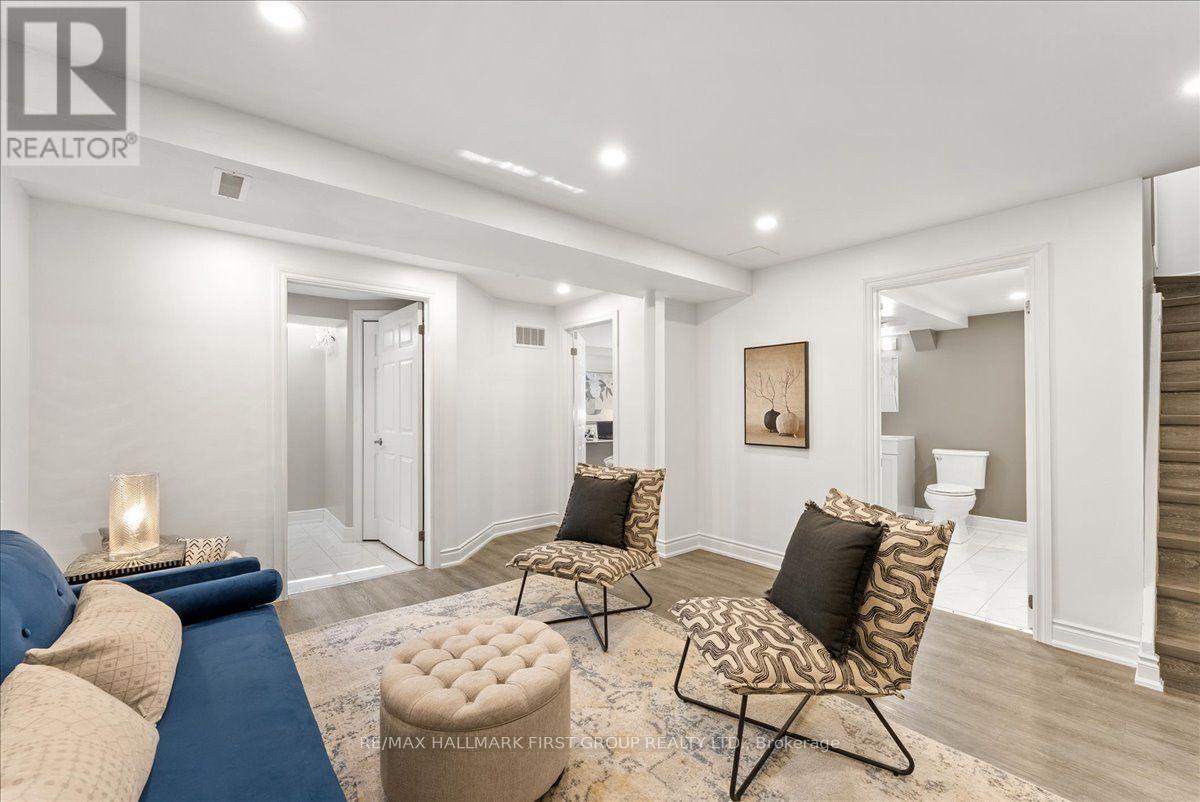 24 FERNBANK PLACE - 20