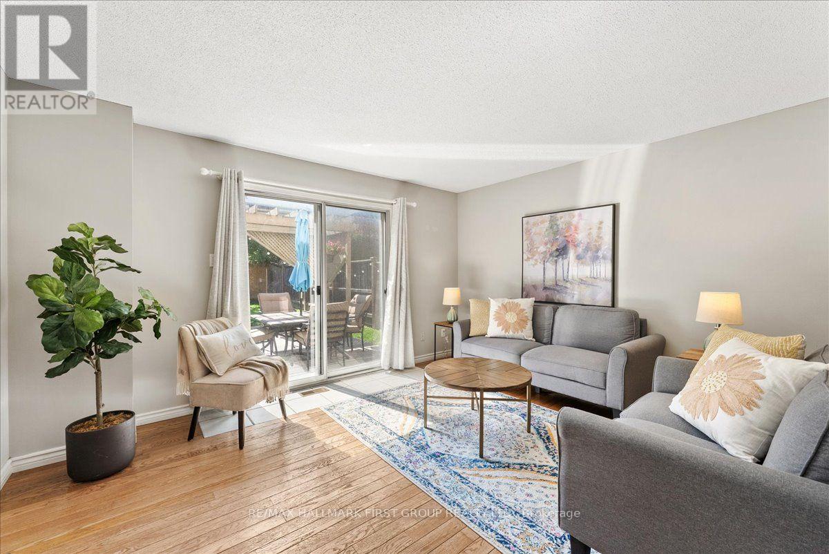 24 FERNBANK PLACE - 3