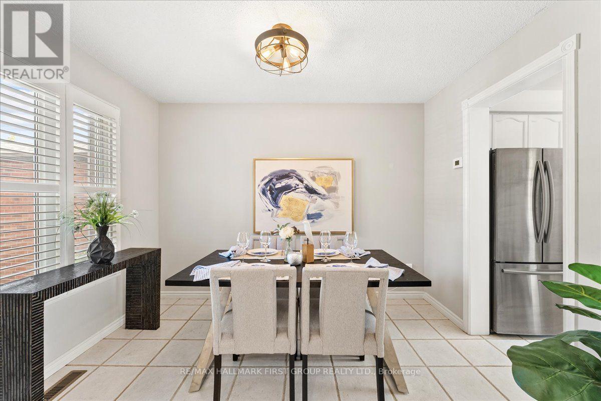 24 FERNBANK PLACE - 9