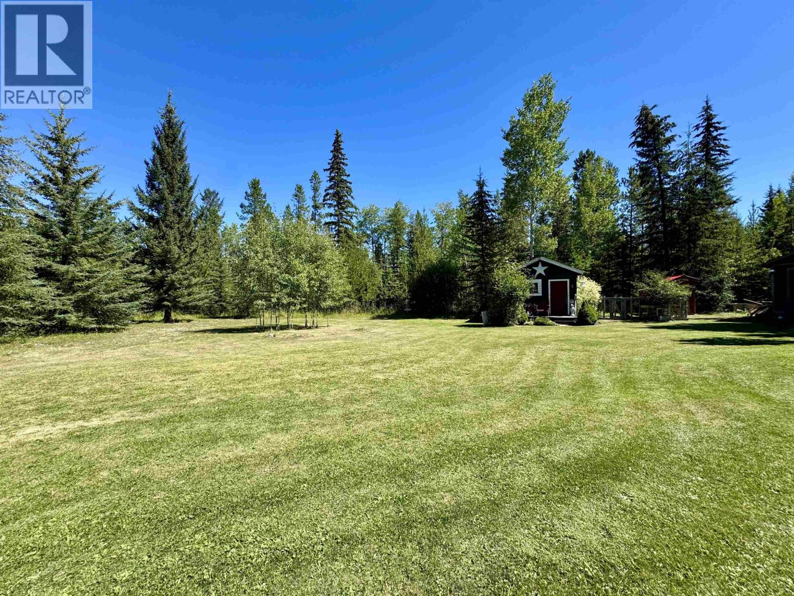 6485 GREY CRESCENT - 35