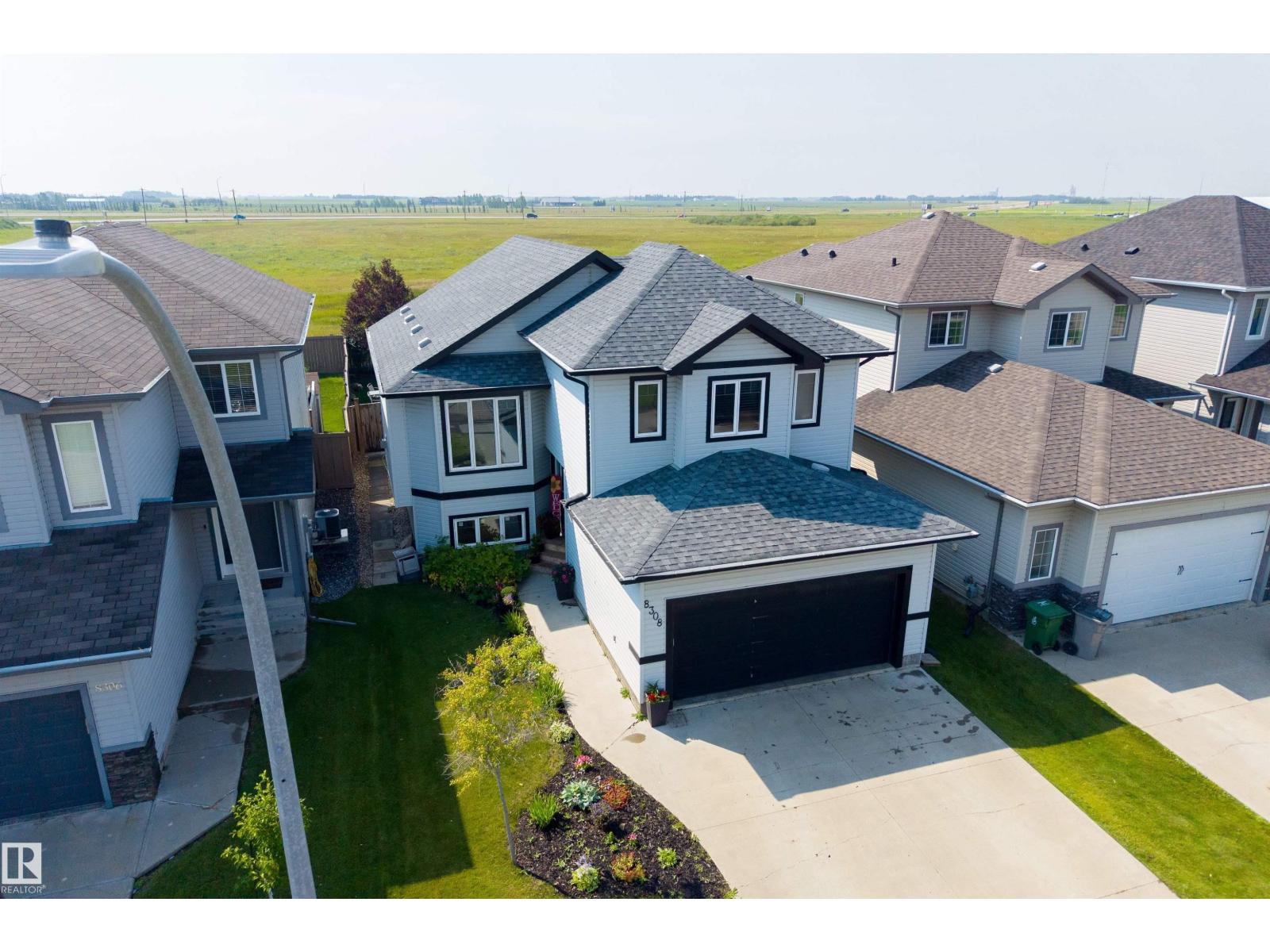 8308 97 ST - Image 37