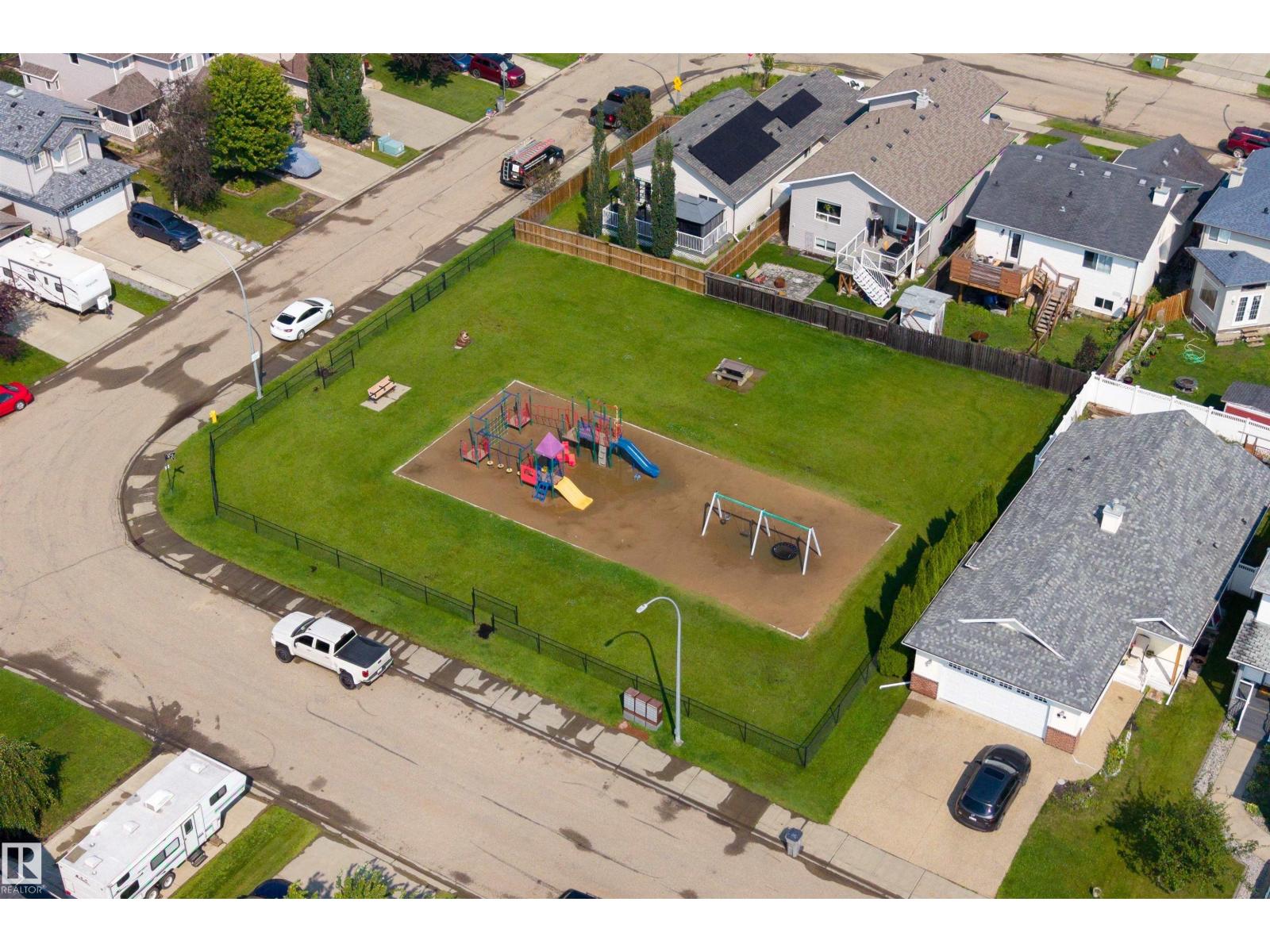8308 97 ST - 56