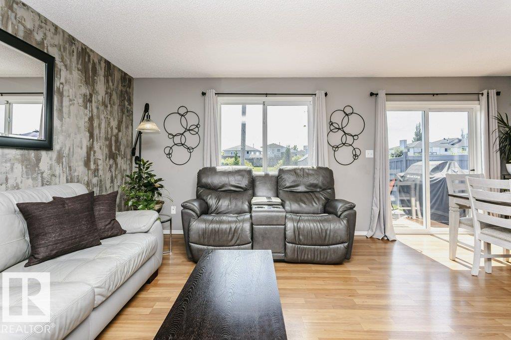 5943 164 AV NW - 5