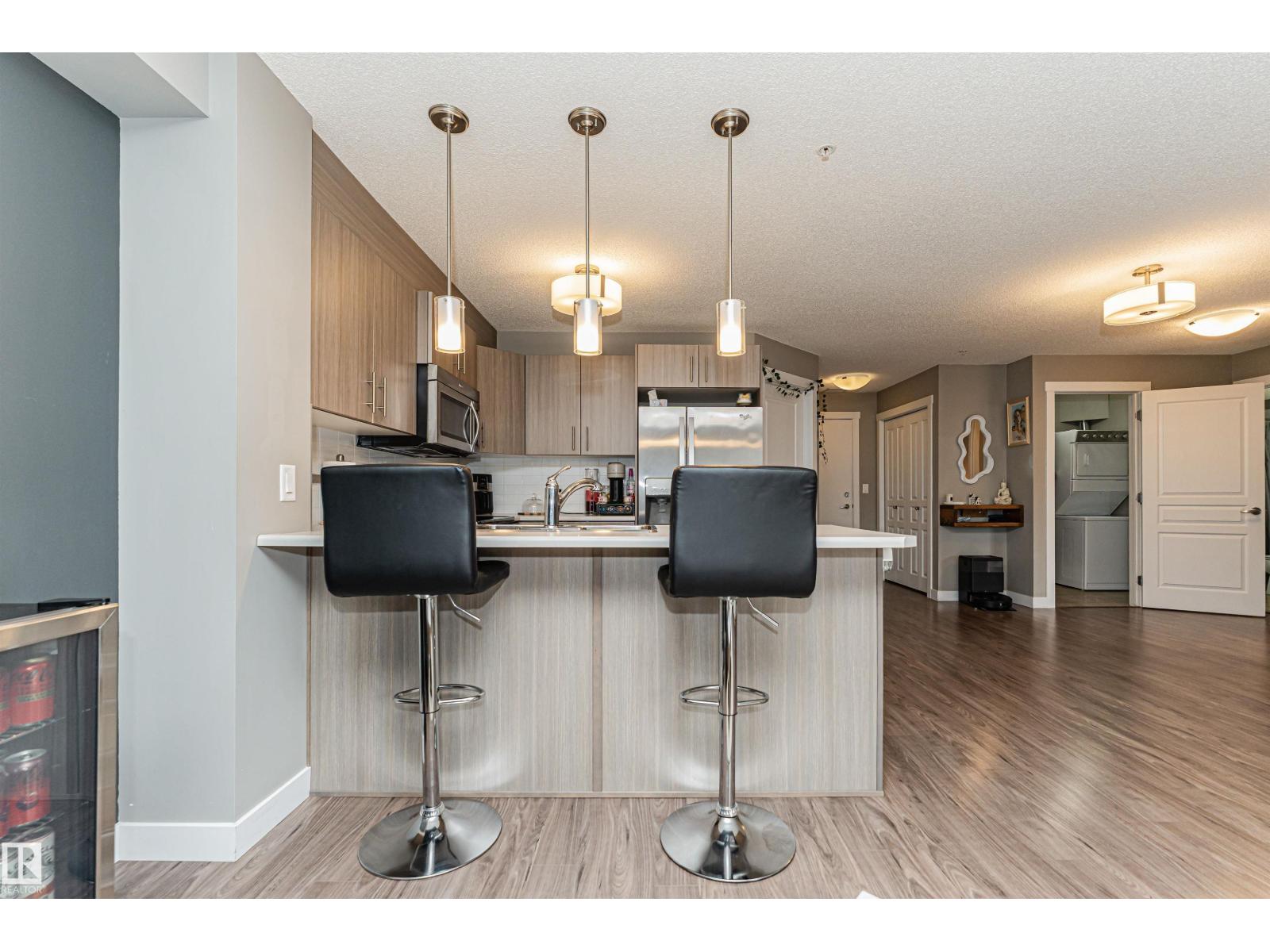#310 2229 44 AV NW - 19