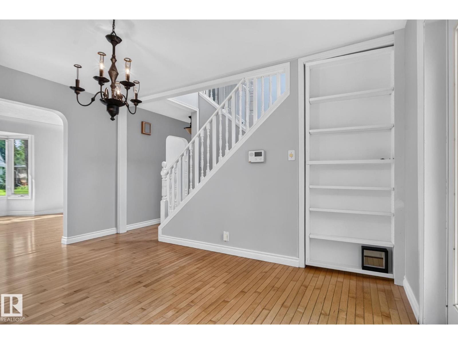 10508 67 AV NW - Image 14