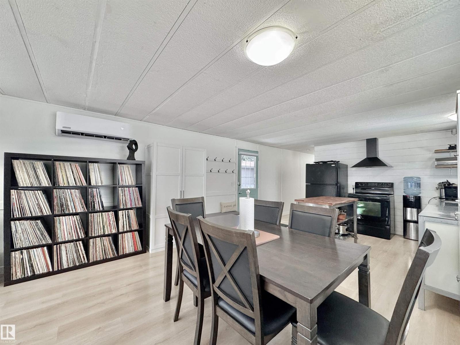 1410 Jubilee Drive - 24