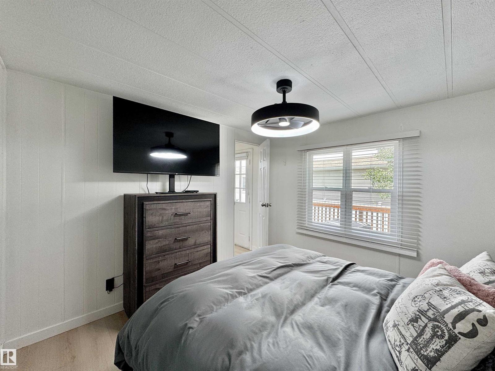 1410 Jubilee Drive - 39