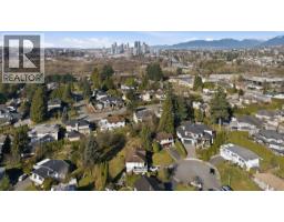 7148 Cardinal Court, Burnaby, BC V5A1Y7 Photo 10