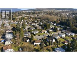 7148 Cardinal Court, Burnaby, BC V5A1Y7 Photo 8