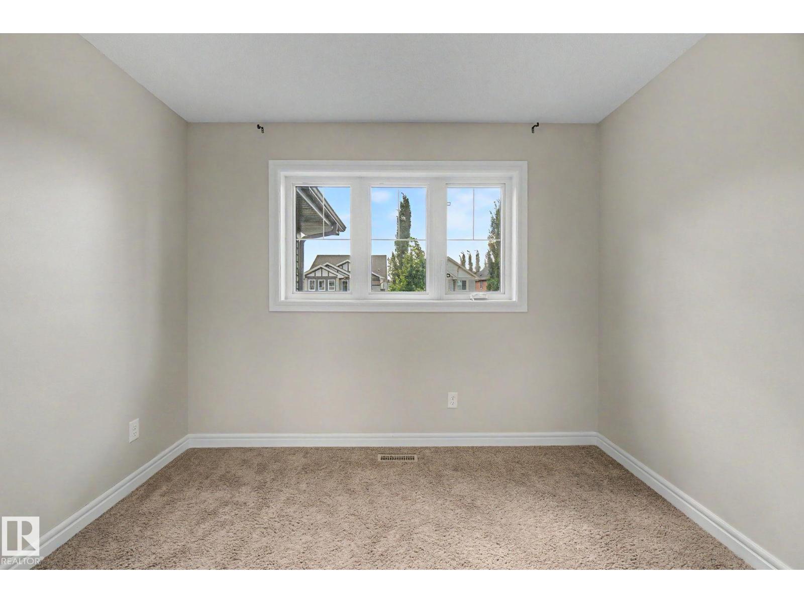 15868 10 AV SW - Image 32