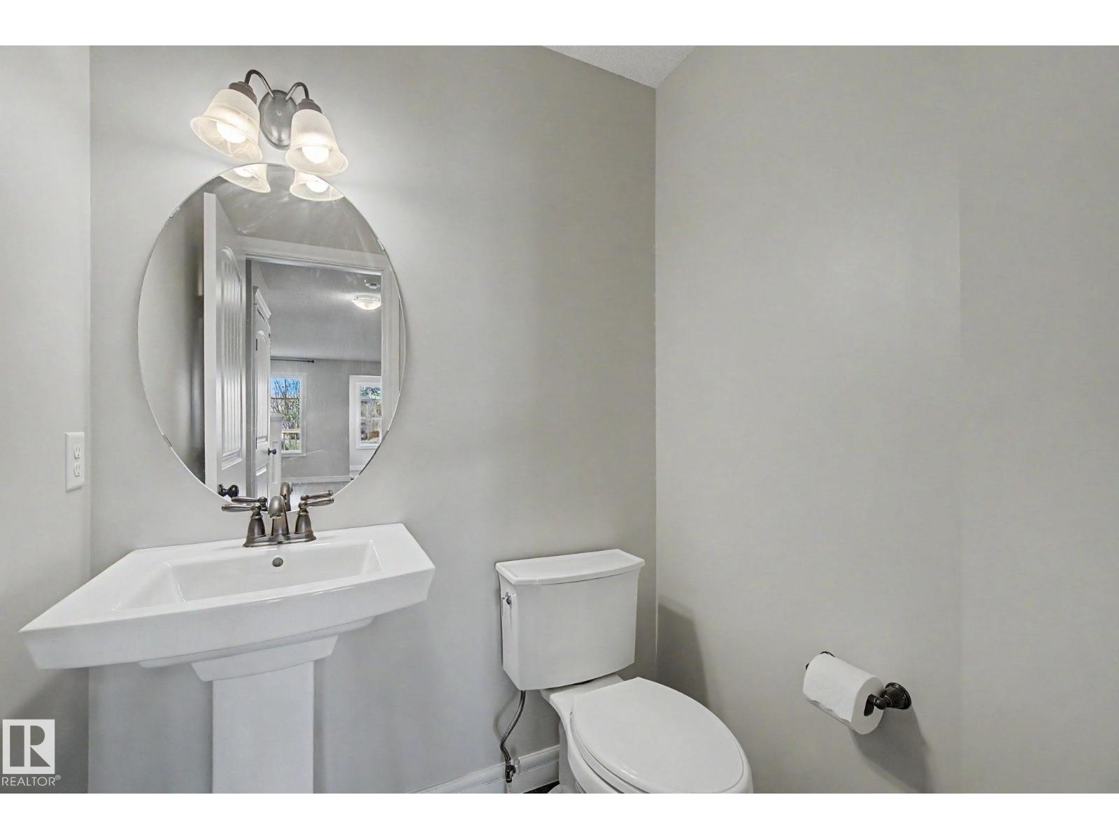 15868 10 AV SW - Image 22