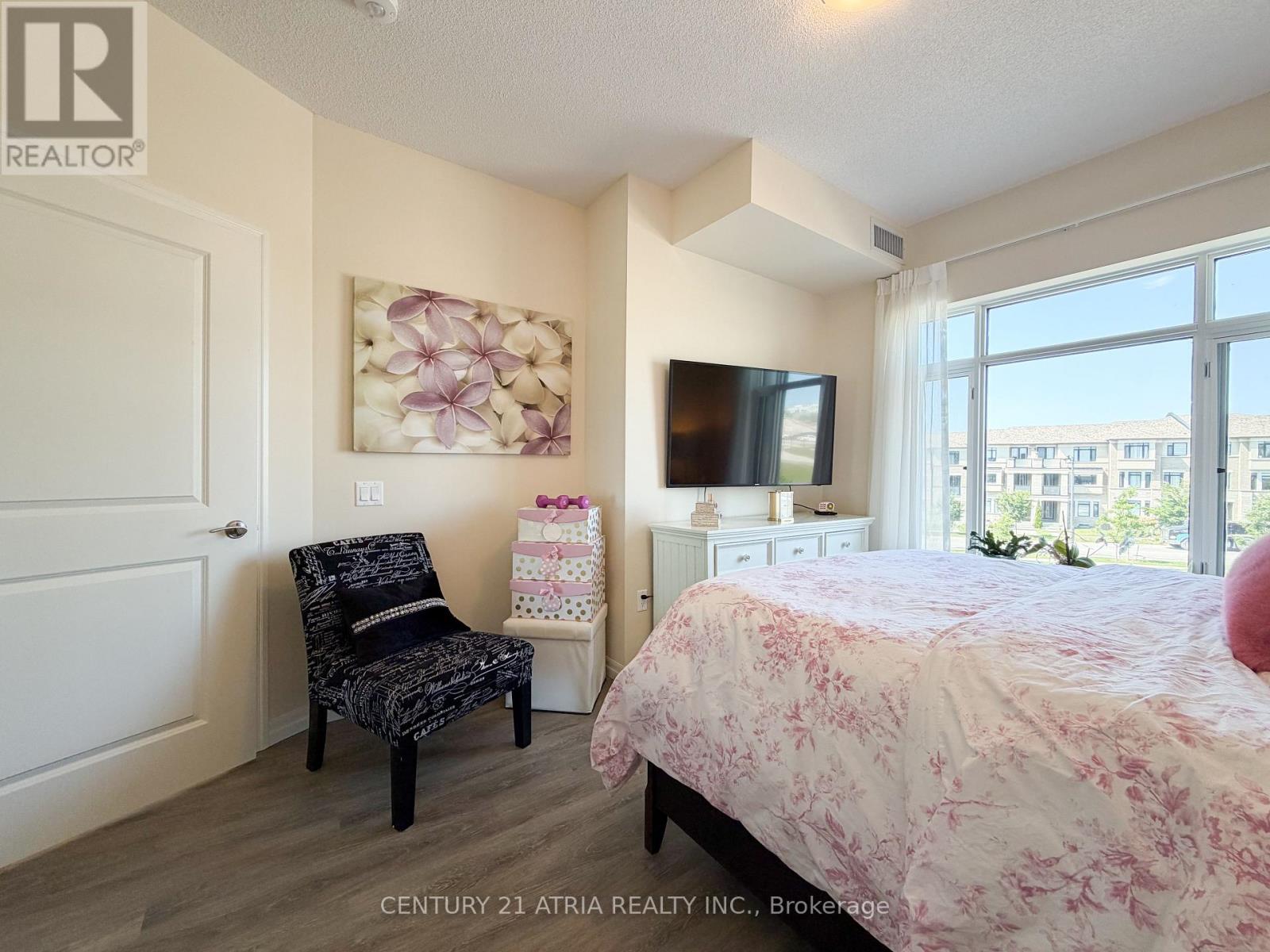 #317 460 WILLIAM GRAHAM DRIVE - 10