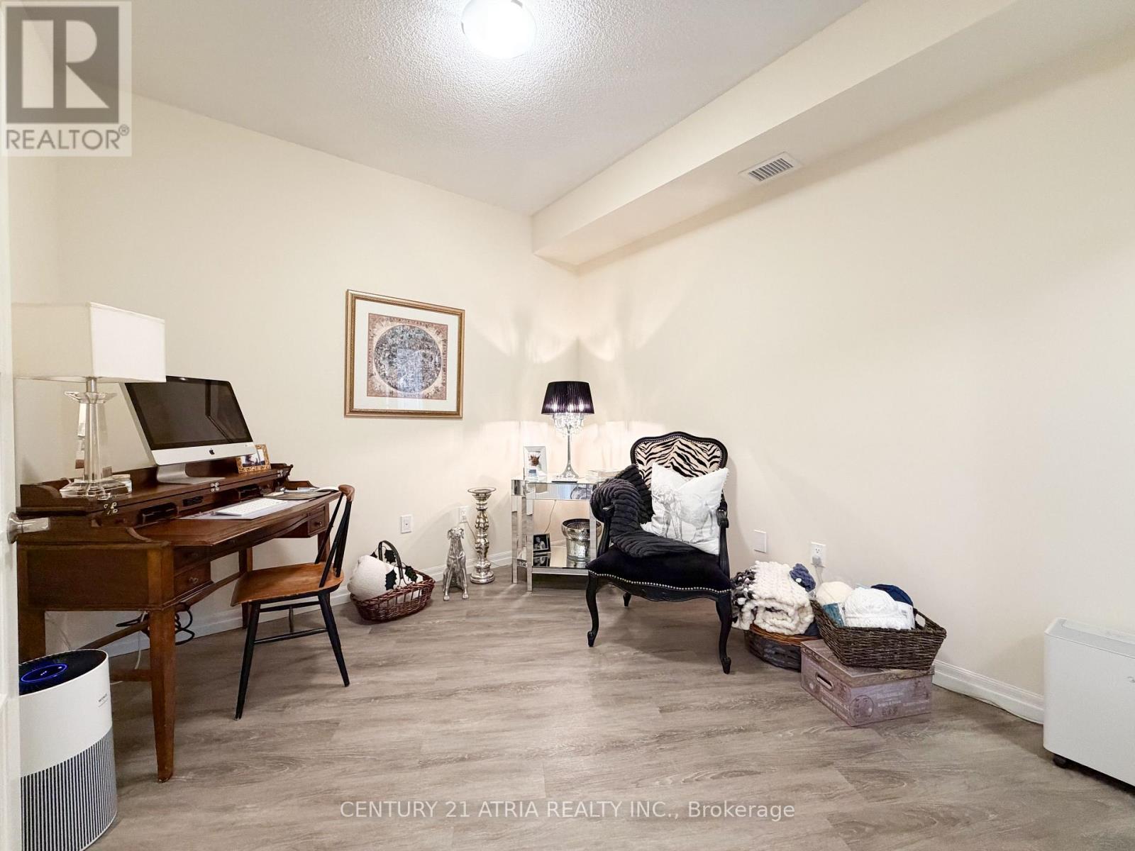 #317 460 WILLIAM GRAHAM DRIVE - 11