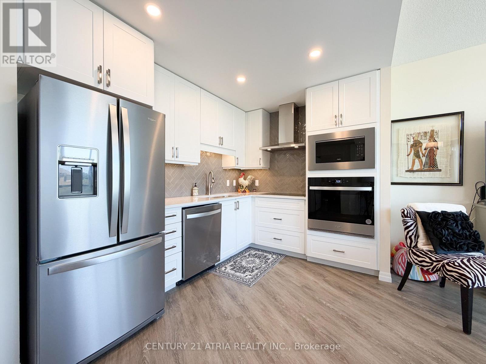 #317 460 WILLIAM GRAHAM DRIVE - 6