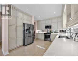 141 - 86 Legendary Trail, Whitchurch Stouffville, ON L4A1N6 Photo 16