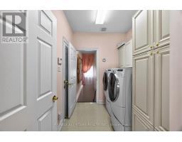 141 - 86 Legendary Trail, Whitchurch Stouffville, ON L4A1N6 Photo 18