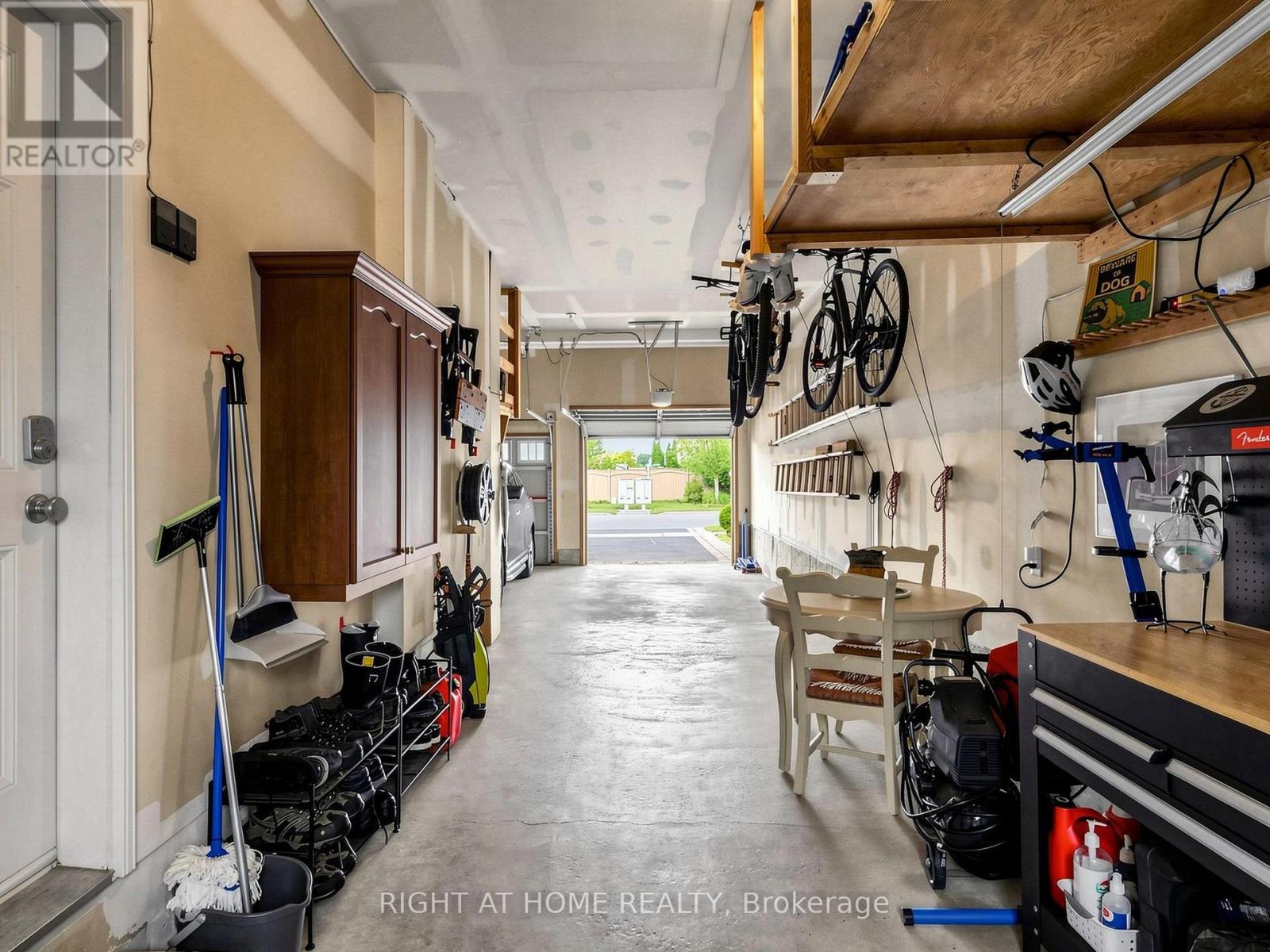 32 LAKE FOREST DRIVE - 32