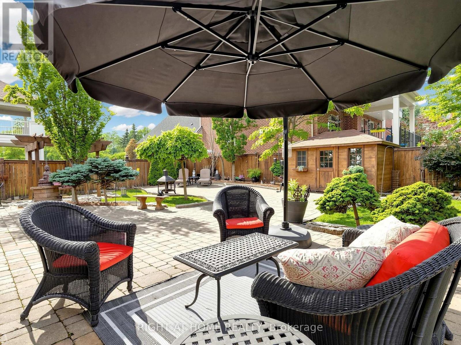 32 LAKE FOREST DRIVE - 34
