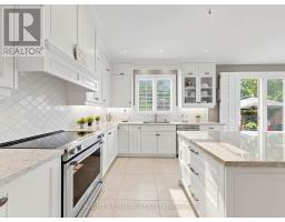 32 Lake Forest Drive, Richmond Hill, ON L4E0B2 Photo 17