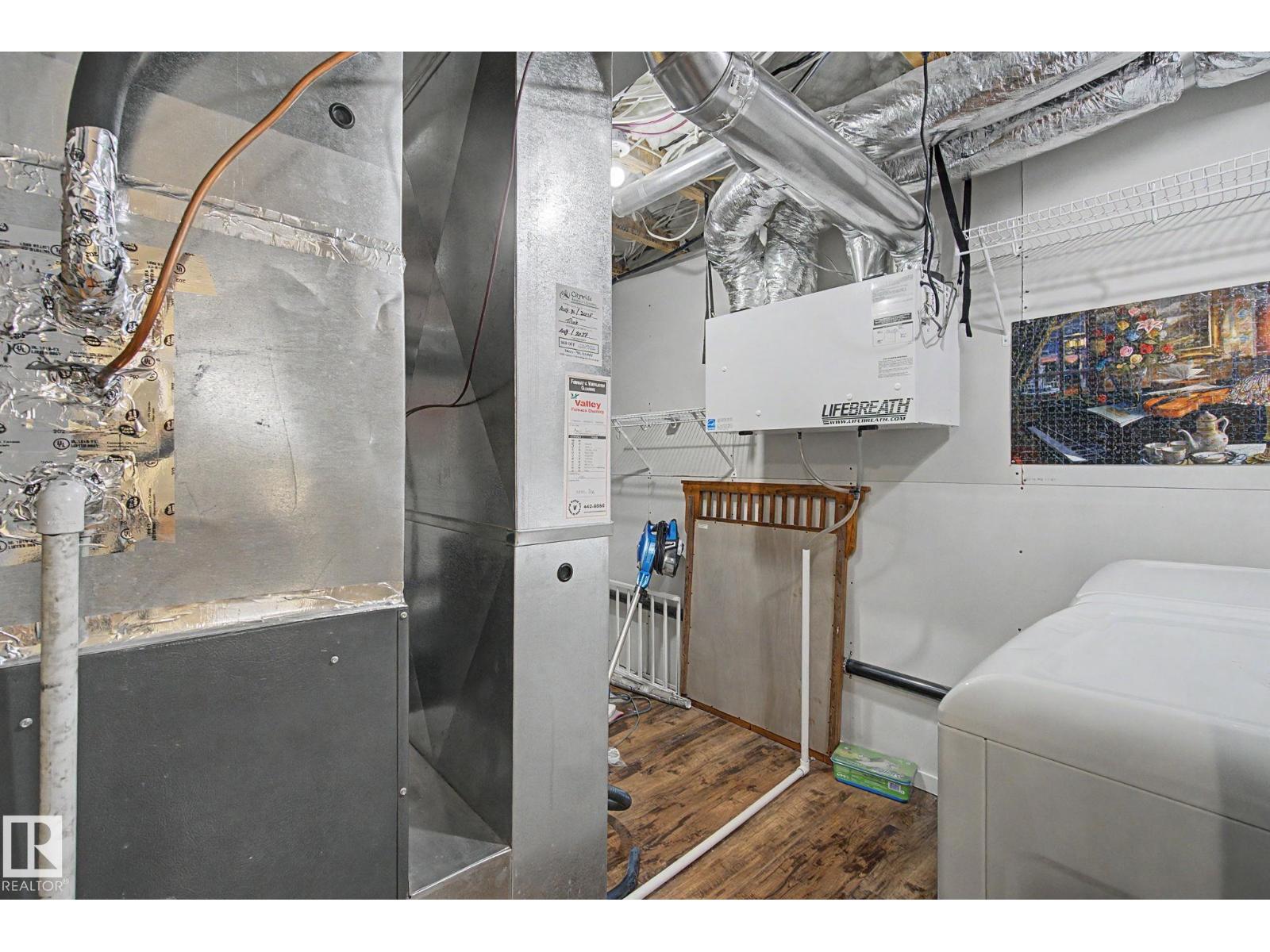 15868 10 AV SW - Image 60
