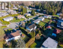 7158 Cardinal Court, Burnaby, BC V5A1Y7 Photo 13