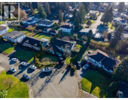 7158 Cardinal Court, Burnaby, BC V5A1Y7 Photo 15
