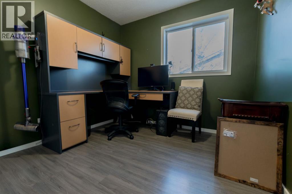 7806 114 Street - Image 17