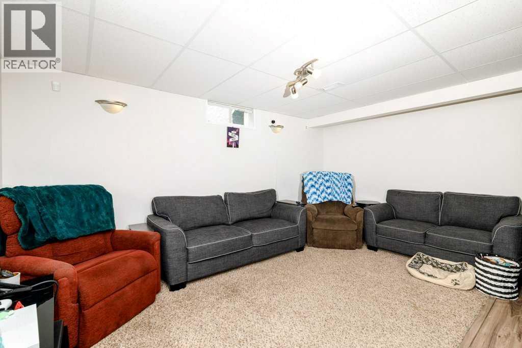 10 Odstone Green - Image 26