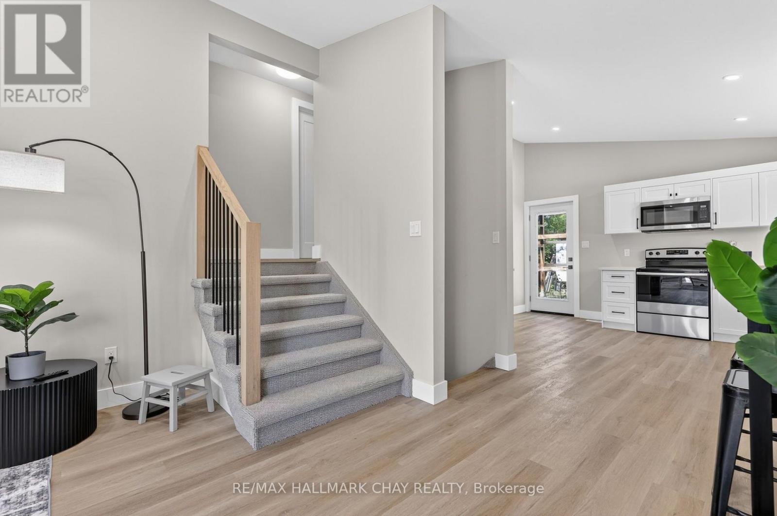 8717 BEACHWOOD ROAD - 6