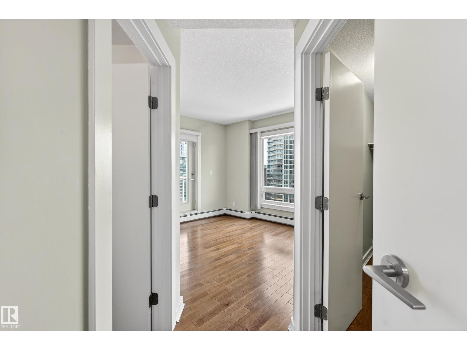 #3002 10152 104 ST NW - Image 38