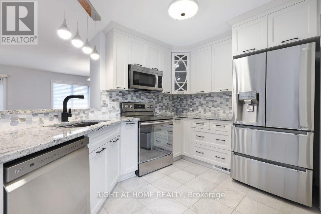 2 Bed, 2 Bath House for Sale in Ottawa – 527 PUMPKIN PATCH PRIVATE, Ottawa – MLS# X13644688 - Image 16