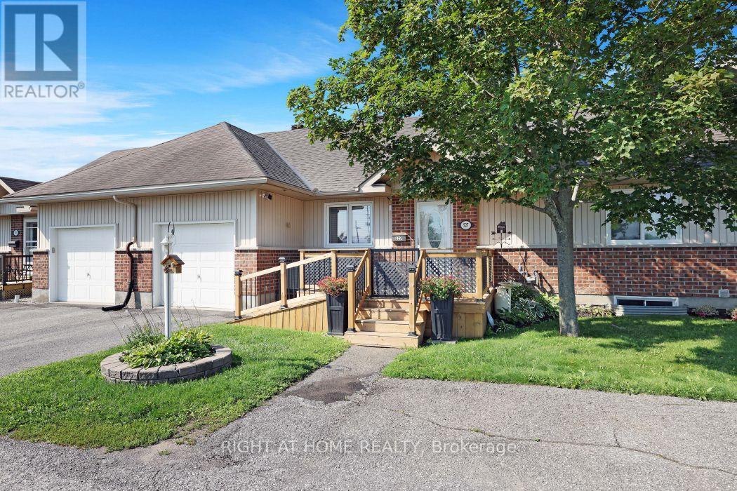 2 Bed, 2 Bath House for Sale in Ottawa – 527 PUMPKIN PATCH PRIVATE, Ottawa – MLS# X13644688 - Image 3