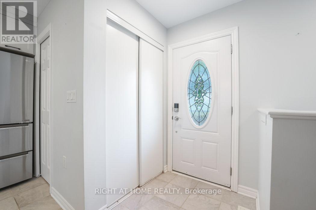 2 Bed, 2 Bath House for Sale in Ottawa – 527 PUMPKIN PATCH PRIVATE, Ottawa – MLS# X13644688 - Image 6
