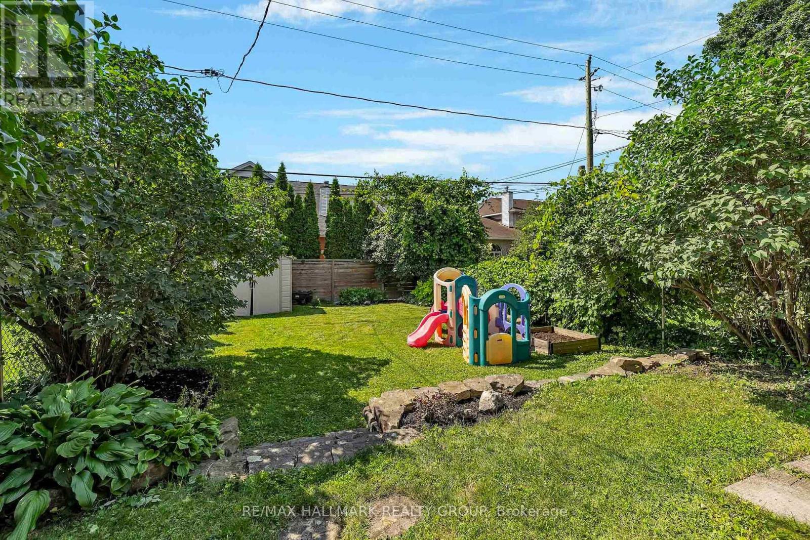3 Bed, 2 Bath House for Sale in Ottawa – 2100 BLOSSOM DRIVE, Ottawa – MLS# X13644696 - Image 41
